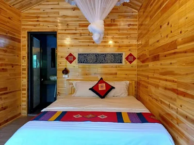 花园景平房 — River mountain view homestay
